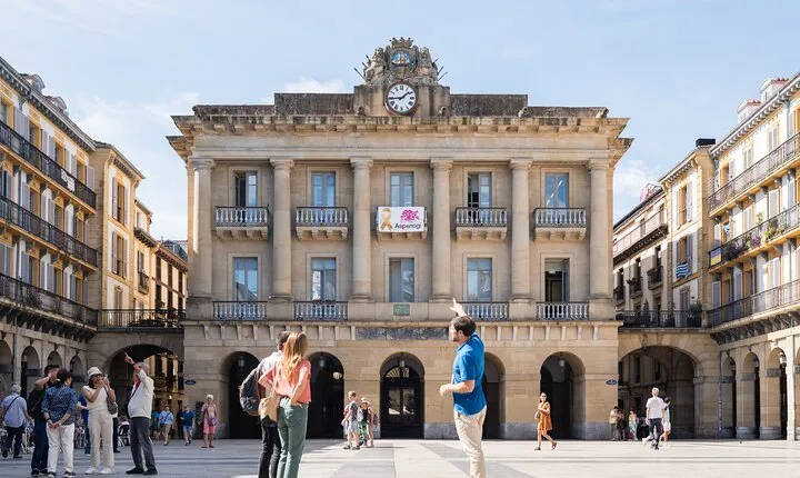 Private San Sebastian City Walking Tour