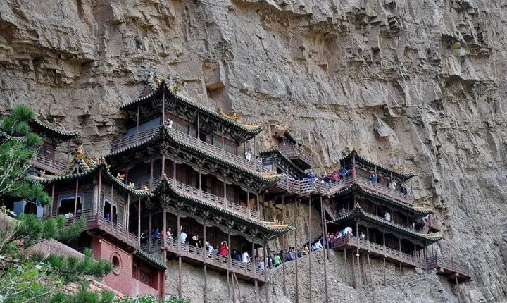 Private day tour to Hanging temple and Yingxian Wooden Pagoda