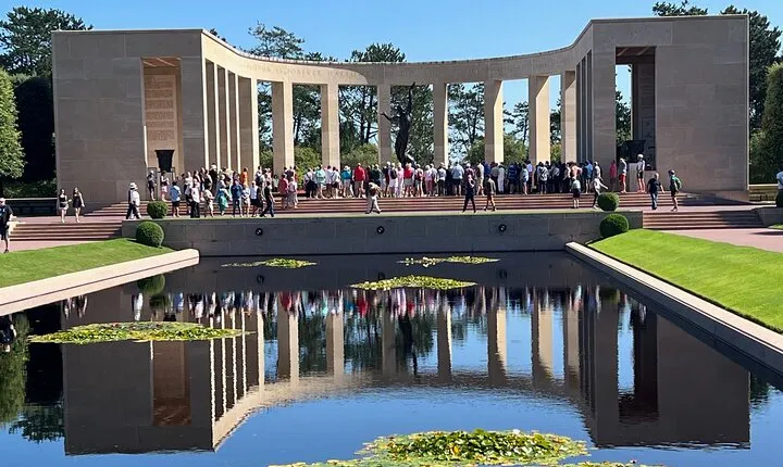 Pointe du Hoc, Omaha beach from Paris aboard a van (Private Tour)