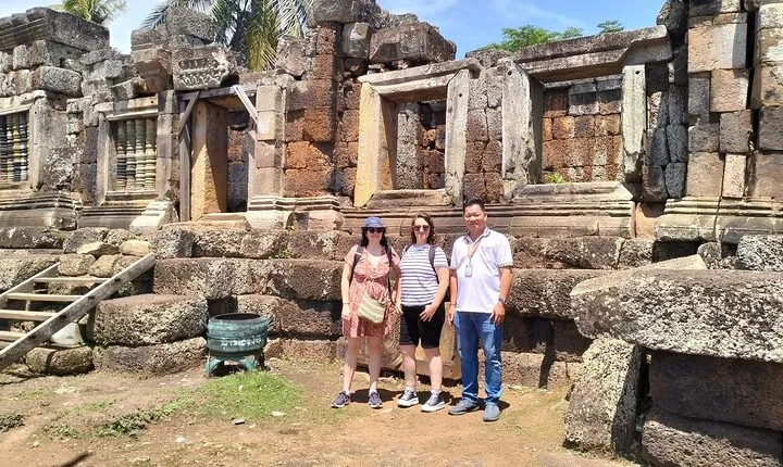 Phnom Penh Private Guided Tour Killing Field and Tuol Sleng