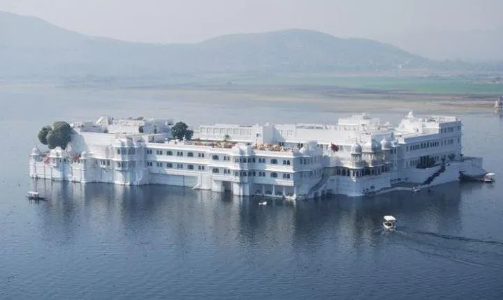 Private Transfer From Agra To Udaipur