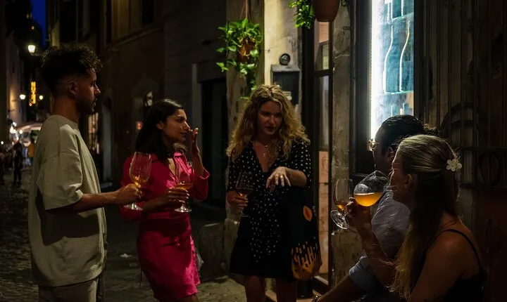 Wine Tour in Historic Center of Rome