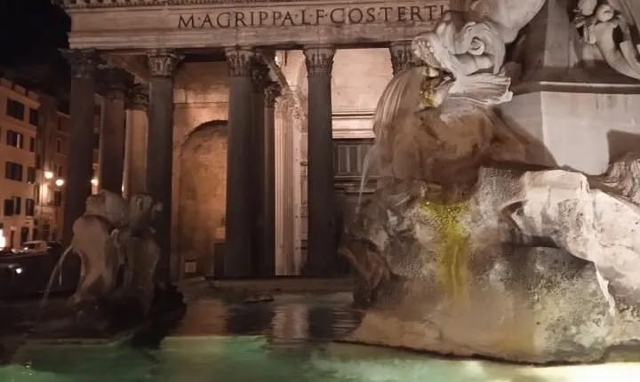 Moonlight Walking Tour in the Heart of the Imperial & Baroque Rome