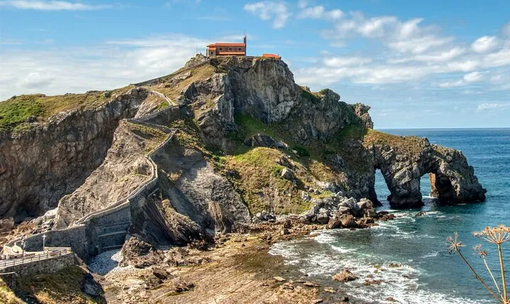 Private 2-Day Tour in Basque Country, Bilbao and Gaztelugatxe