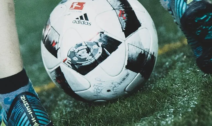 Play Football Friendly in Vienna