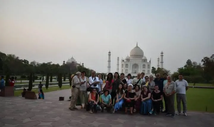Same Day Taj Mahal Tour From Delhi