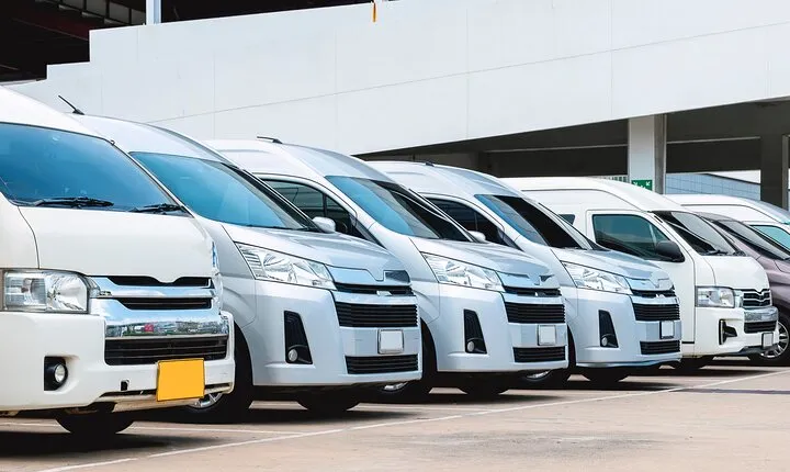 Tawau Airport /City: Private One Way Transfer to from Semporna