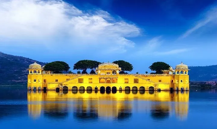 6- Days Private Heritage Golden Triangle Tour