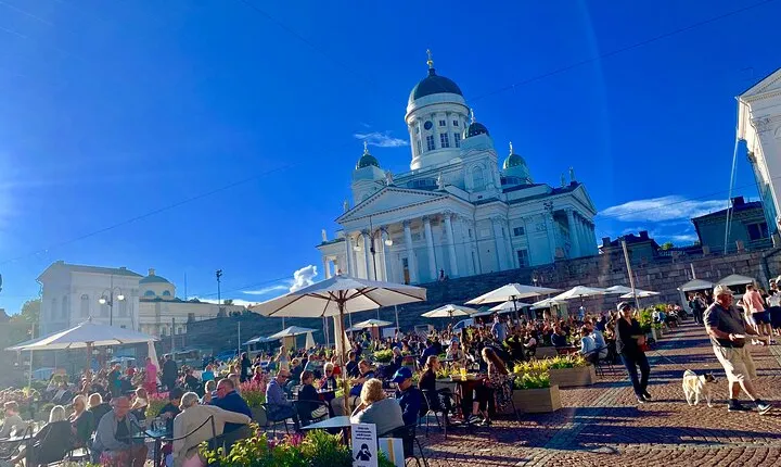 Half-Day Helsinki and Suomenlinna Walking and Ferry Guided Tour
