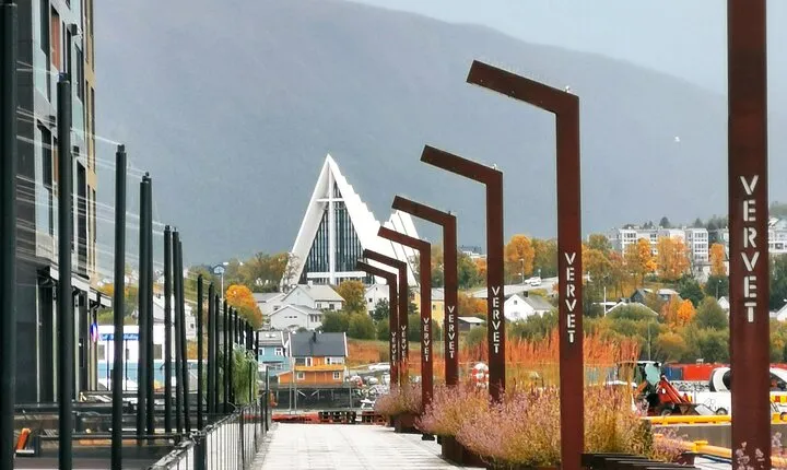 Discover the most Photogenic Spots of Tromsø with a Local