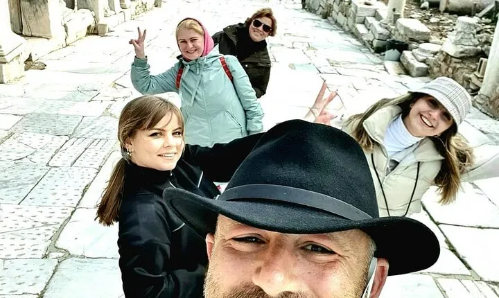 Ephesus: SKIP-THE-LINE Private Tour from Kusadasi Port