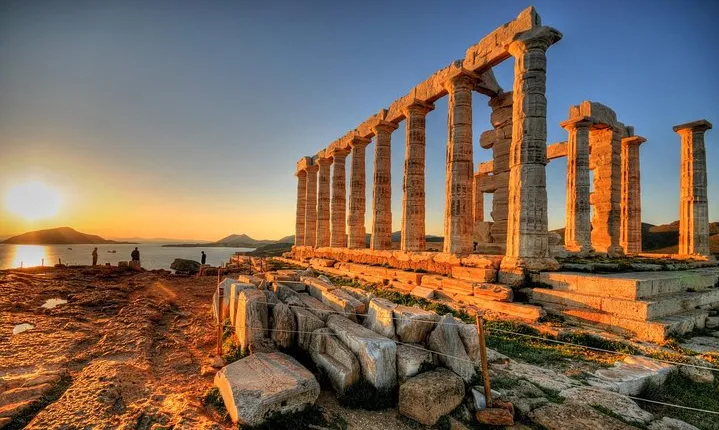 Mercedes Private Tour to Temple of Poseidon