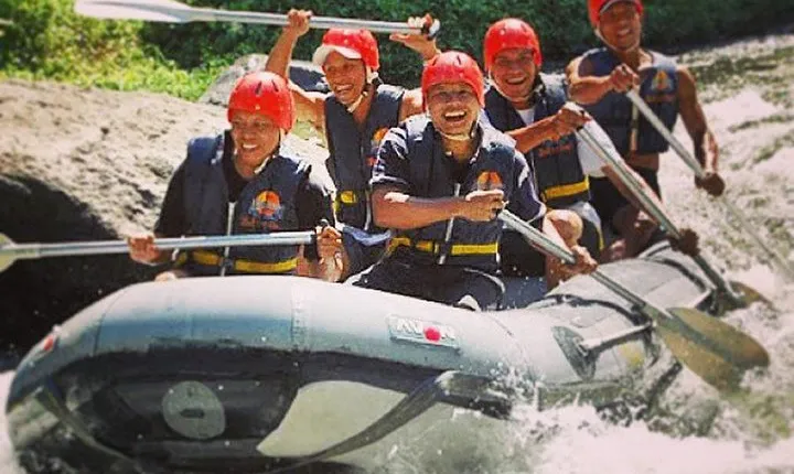 Ubud Ayung River Rafting & Sanctuary Monkey Forest Tour