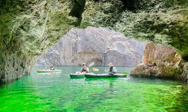 Half Day Emerald Cave: Triple Cave Kayak Tour