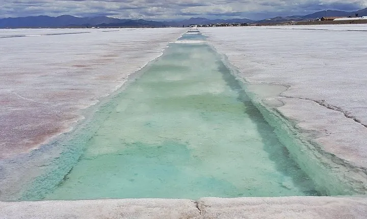 Full-Day Tour Salinas Grandes and Purmamarca from Salta