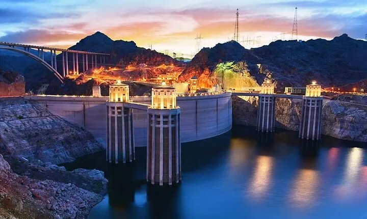 Hoover Dam Tunnels & Power Plant Tour