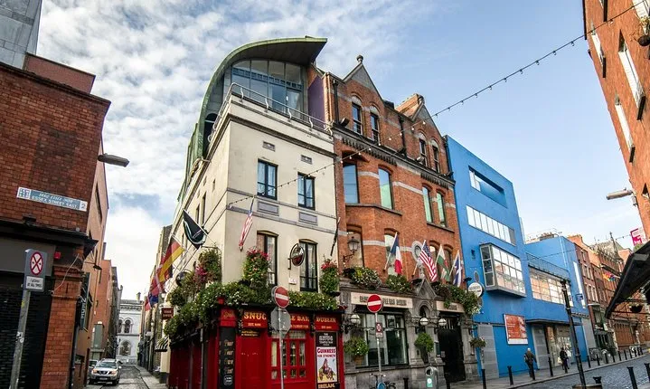 Dublin city throug the ages full day private tour