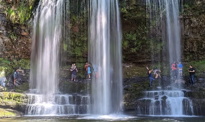 From Cardiff: Hike The Amazing Six Brecon Beacons Waterfalls 
