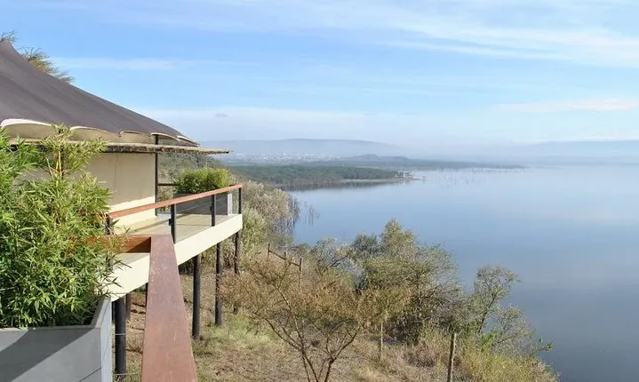 Lake Nakuru,baboon cliff,Makalia waterfall and MtKenya footpoint.