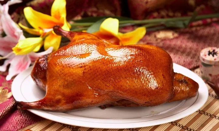 Private Half Day Tour Including Summer Palace and Peking Duck Lunch