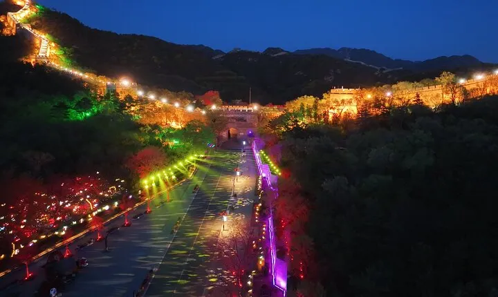 Private Tour to Ming Tombs and Badaling Night Great Wall
