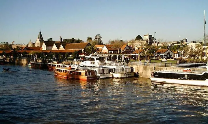 Tigre Delta Premium Tour: Northern Buenos Aires Overview