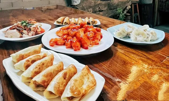 Tipsy Travel: Beijing Hutong Night Foodie and Bar Crawl Tour