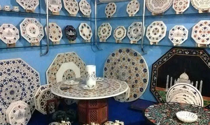 Exclusive Agra Tour Taj Mahal Visit & Shopping Experience