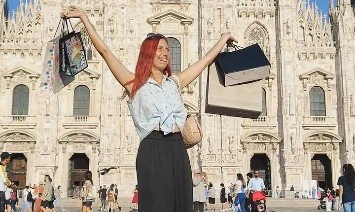 Discounted Luxury Fashion Shopping Hunt