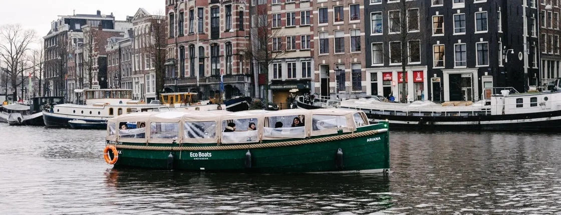 1 Hour-Long Amsterdam Canal Cruise