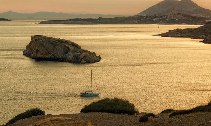Sunset & swimming at Cape Sounio, Poseidon temple