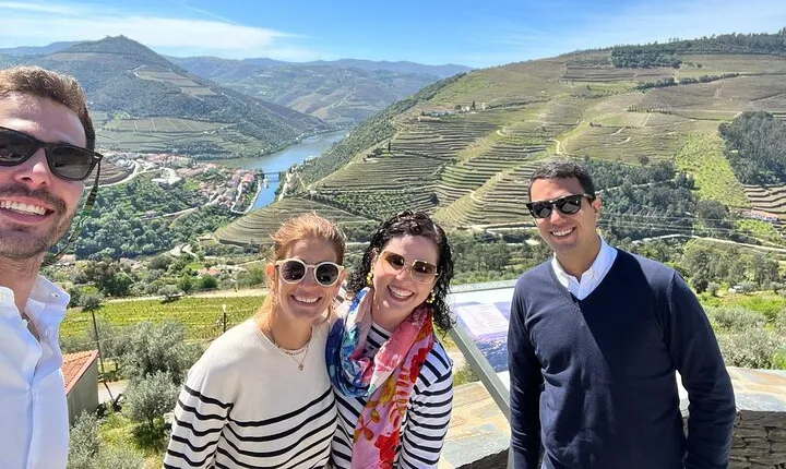 Private Douro Valley Guided Tour with Lunch
