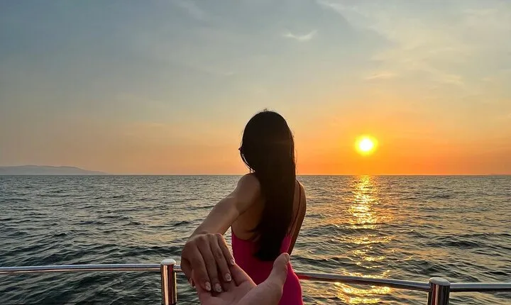 Sunset Yacht Cruise in Puerto Vallarta
