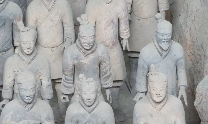 2 days Xi'an tour with driver-guide service