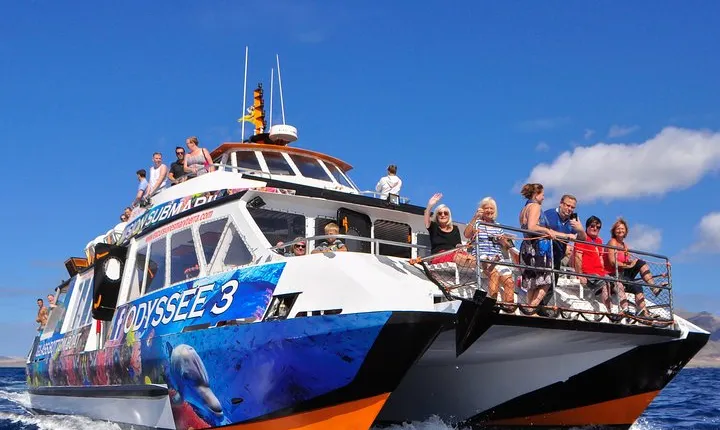 Odyssee 3: The Glass Bottom Boat Tour in Fuerteventura