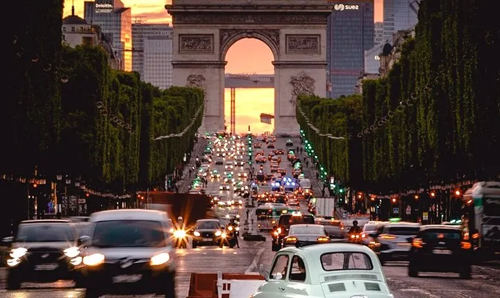 Paris City tour & Transfer CDG