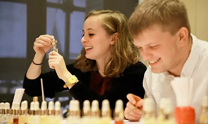 Paris Create your Own Perfume Workshop with a Perfumer