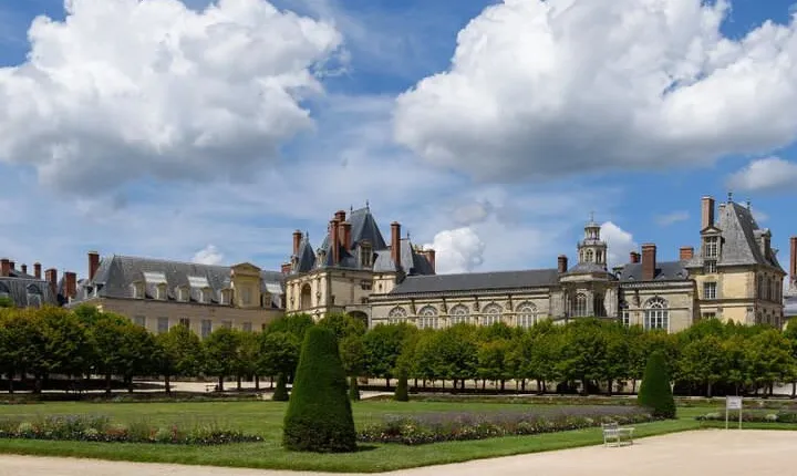 Fontainebleau Palace : Private Guided Tour