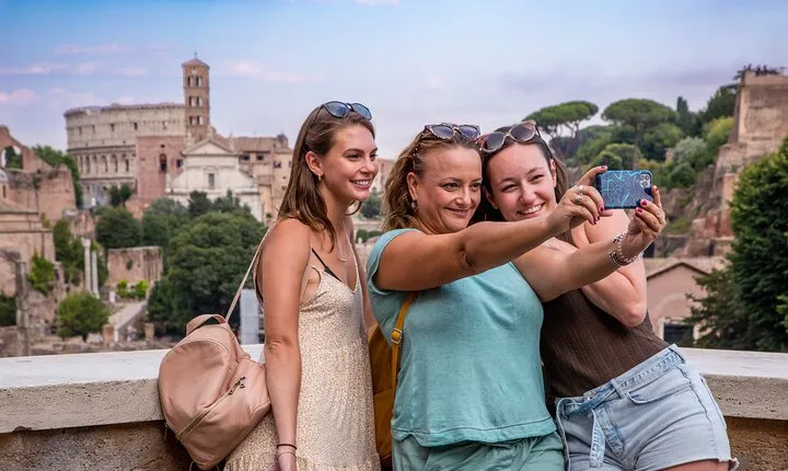 Small Group Tour of Colosseum and Ancient Rome