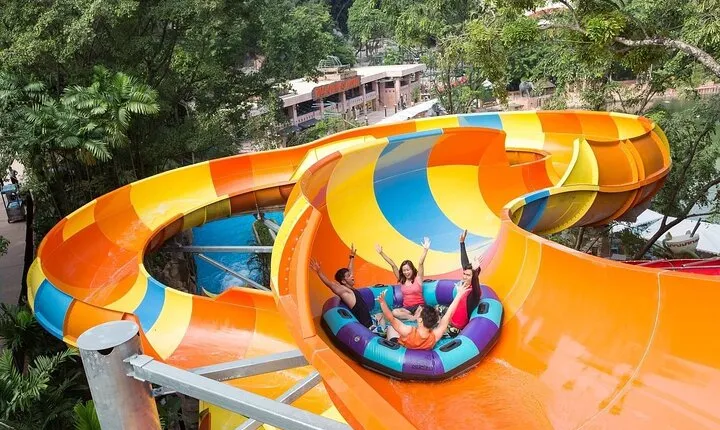 Malaysia’s Top Theme Park Sunway Lagoon Entry + Return Transfers