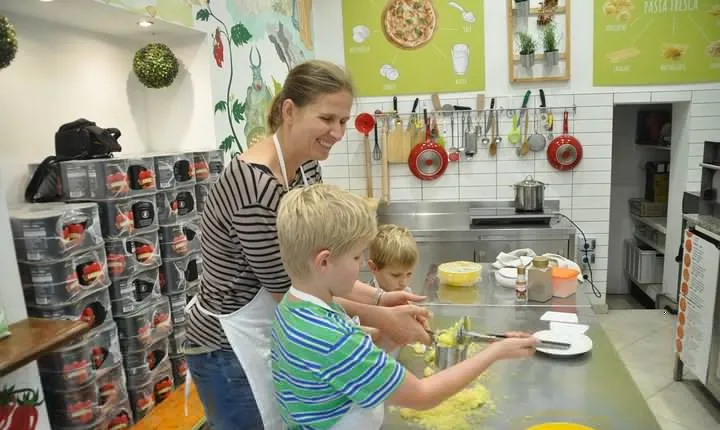Private Gnocchi Cooking Class with Professional Chef in Padova