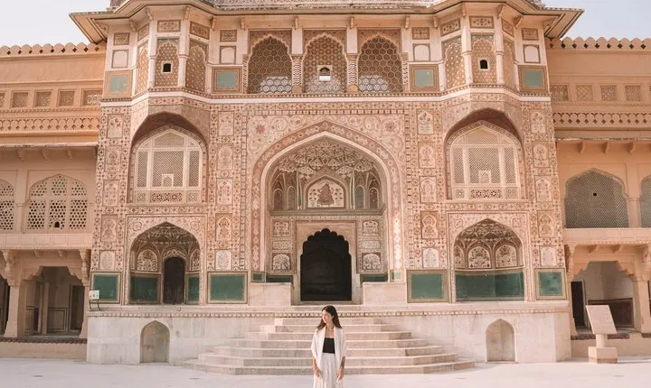 Classical Forts and Palaces Tour
