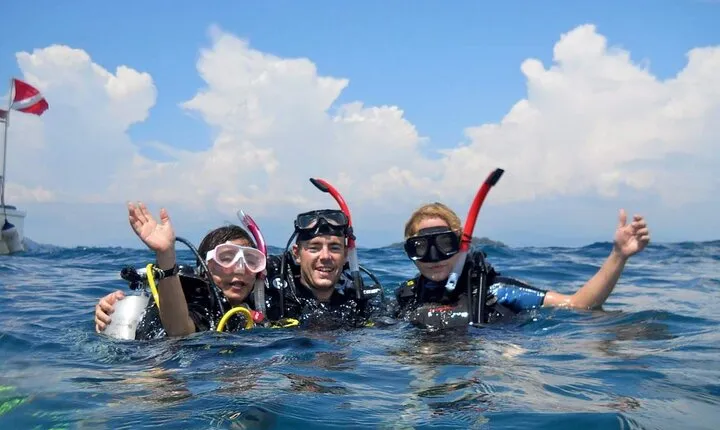 Tunku Abdul Rahman Marine Park Leisure Diving from Kota Kinabalu