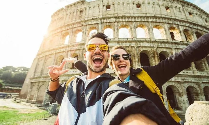 Discover Rome: Colosseum, Forum & Palatine Hill & Optional Arena