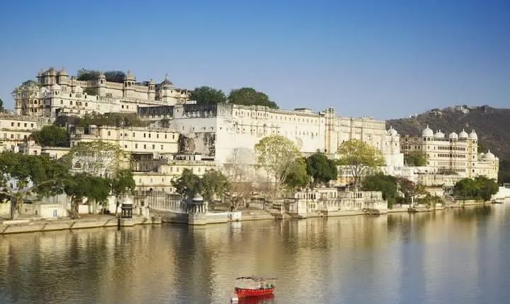 9 Days Golden Triangle With Jodhpur & Udaipur Tour 
