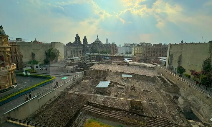 Museo del Templo Mayor / Urban Archaeology - Small Groups