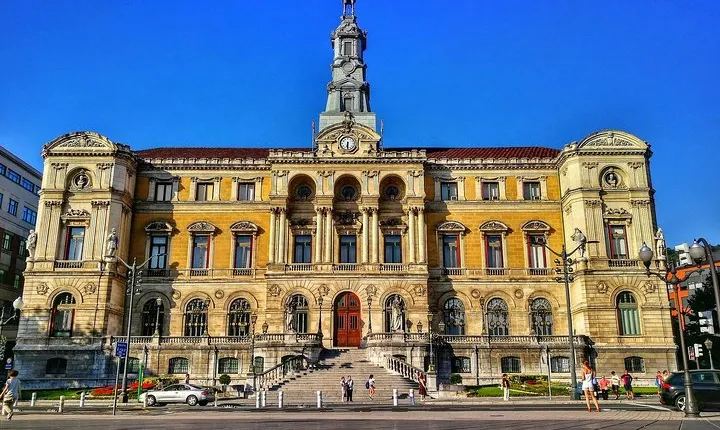 Bilbao Private Walking Tour