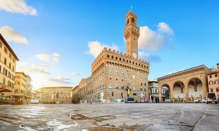Skip-the-line Palazzo Vecchio and Old Town Private Tour 