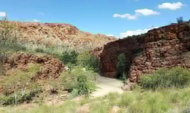 East MacDonnell Ranges 1 Day 4WD Tour