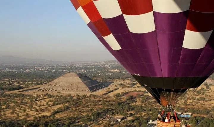 Teotihuacan Hot Air Balloon Ride with Optional Bike or Walking Tour